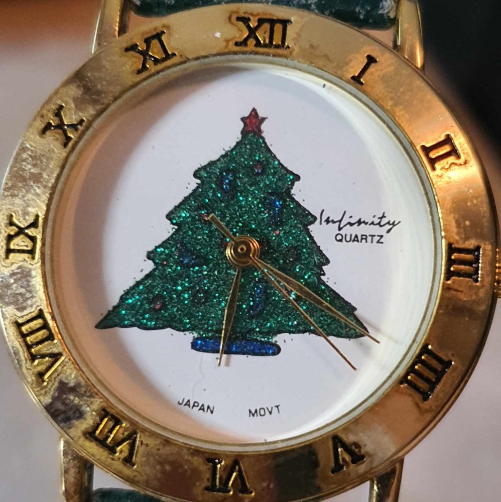 🦋10/$20🦋 Infinity Quartz Goldtone/Green Christmas Tree Leather Women's Watch